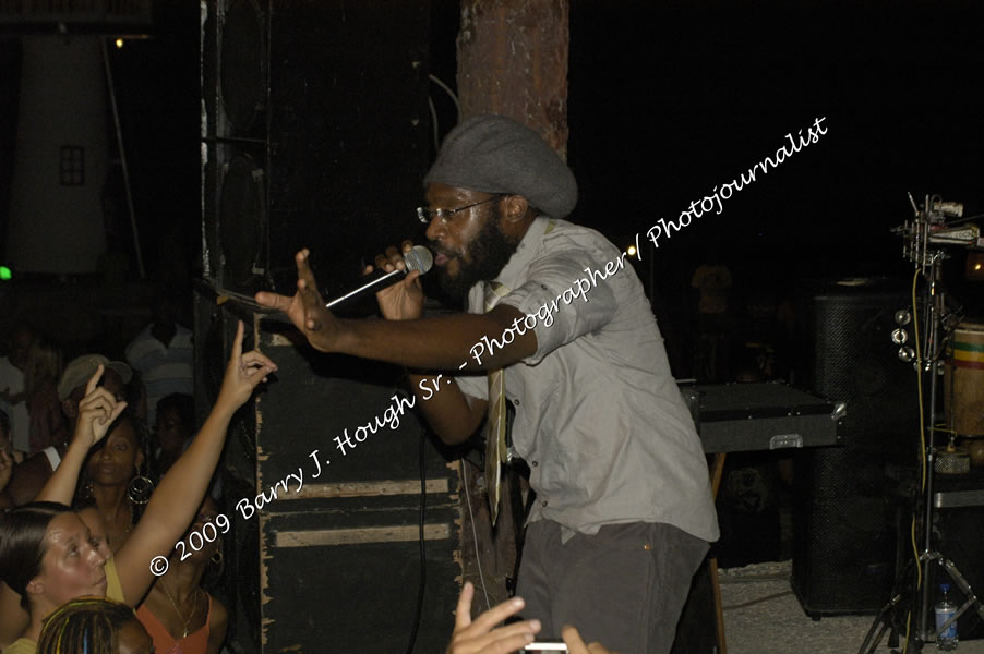  Tarrus Riley - Live in Concert - at the One Love Reggae Concert Series 09/10 @ Negril Escape Resort & Spa - Also Featuring: Mistic Bowie, Monday Justice, Cash, Dean Frazier - DJ Gemini - MC Oliver Cargill, Negril Escape Resort & Spa, One Love Drive, West End, Negril, Westmoreland, Jamaica W.I. - Tuesday, November 17, 2009 - Photographs by Net2Market.com - Barry J. Hough Sr, Photographer / Photojournalist - Photos taken with a Nikon D70, D100, or D300 - Negril Travel Guide, Negril Jamaica WI - http://www.negriltravelguide.com - info@negriltravelguide.com...!