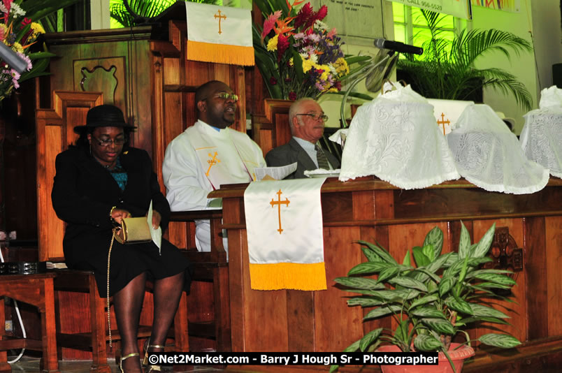 Lucea United Church - Unitied Church in Jamaica and Cayman Islands - Worship Service & Celebration of the Sacrament of Holy Communion - Special Guests: Hanover Homecoming Foundation & His excellency The Most Honourable Professor Sir Kenneth Hall Governor General of Jamaica - Sunday, August 3, 2008 - Hanover Homecoming Foundation LTD Jamaica - Wherever you roam ... Hanover bids you ... come HOME - Sunday, August 3 to Saturday, August 9, 2008 - Hanover Jamaica - Photographs by Net2Market.com - Barry J. Hough Sr. Photojournalist/Photograper - Photographs taken with a Nikon D300 - Negril Travel Guide, Negril Jamaica WI - http://www.negriltravelguide.com - info@negriltravelguide.com...!