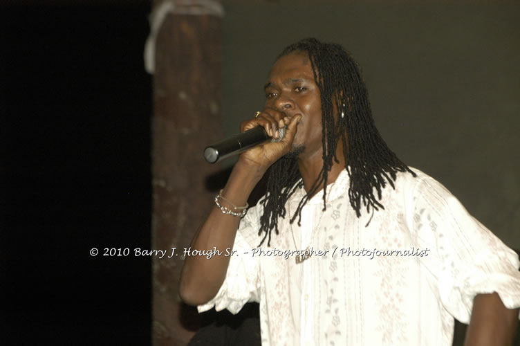 Chaka Demus & Pliers - Live In Concert @ Negril Escape Resort and Spa, December 8, 2009, One Love Drive, West End, Negril, Westmoreland, Jamaica W.I. - Photographs by Net2Market.com - Barry J. Hough Sr, Photographer/Photojournalist - Negril Travel Guide, Negril Jamaica WI - http://www.negriltravelguide.com - info@negriltravelguide.com...!