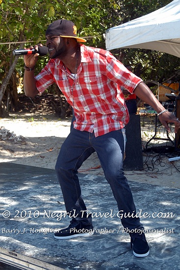 Beach Party photographs from Reggae Marathon 2010