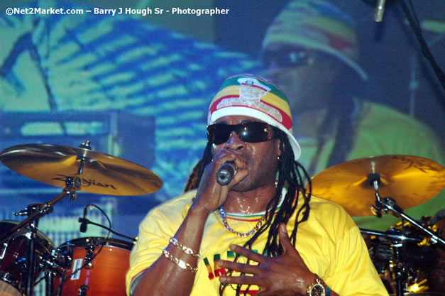 Bonafide- Red Stripe Reggae Sumfest 2007 - Zenith - Saturday, July 21, 2007 - Catherine Hall, Montego Bay, St James, Jamaica W.I. - Negril Travel Guide, Negril Jamaica WI - http://www.negriltravelguide.com - info@negriltravelguide.com...!