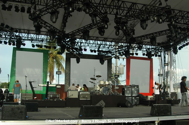 Venue Pre Explosion - Thursday, July 19, 2007 - Red Stripe Reggae Sumfest at Catherine Hall, Montego Bay, St Jamaica, Jamaica W.I. - Negril Travel Guide.com, Negril Jamaica WI - http://www.negriltravelguide.com - info@negriltravelguide.com...!