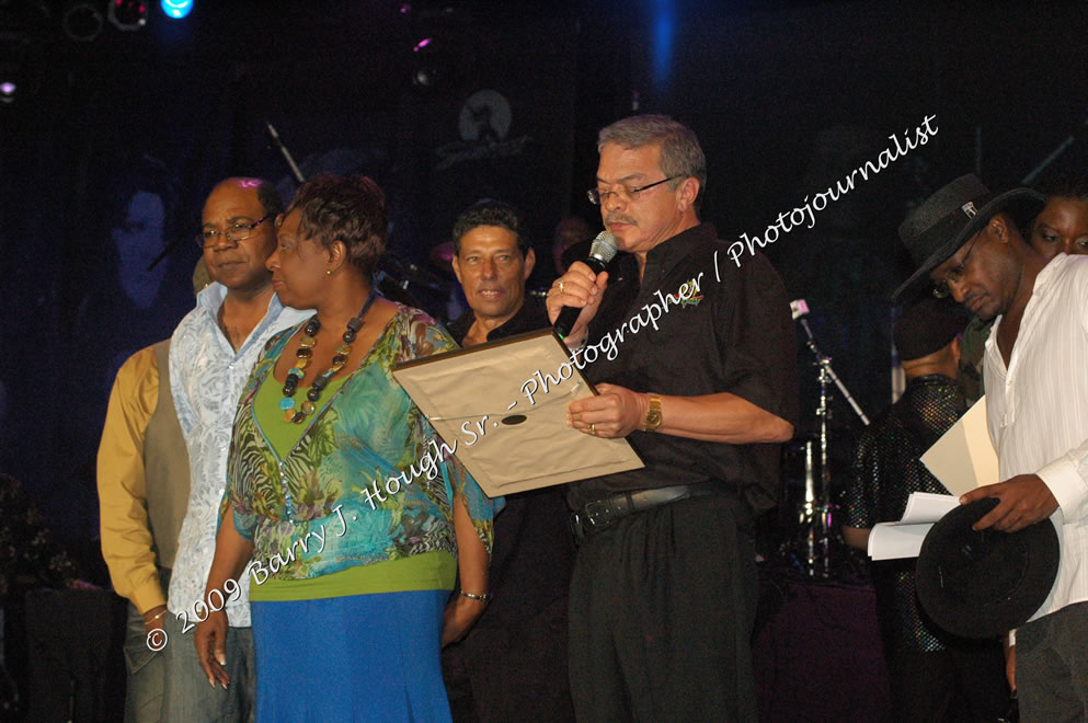  Michael Jackson - A Lifetime Achievement Award was presented to Michael Jackson and received by Tito Jackson @ Reggae Sumfest 2009 - International Night 2 - Reggae Sumfest 2009,Catherine Hall, Montego Bay, St. James, Jamaica W.I. - Saturday, July 25, 2009 - Reggae Sumfest 2009, July 19 - 25, 2009 - Photographs by Net2Market.com - Barry J. Hough Sr. Photojournalist/Photograper - Photographs taken with a Nikon D70, D100, or D300 - Negril Travel Guide, Negril Jamaica WI - http://www.negriltravelguide.com - info@negriltravelguide.com...!