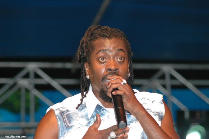 Beenie Man - Spring Break 2005 -  6th Anniversary - All Day - All Night - Photo Gallery - Sunday, March 13th - Long Bay Beach, Negril Jamaica - Negril Travel Guide, Negril Jamaica WI - http://www.negriltravelguide.com - info@negriltravelguide.com...!