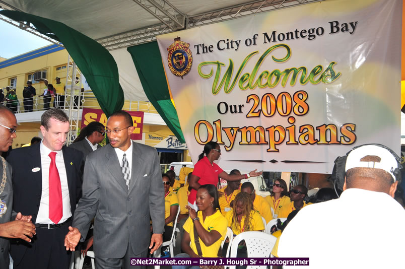 The City of Montego Bay Welcomes Our 2008 Olympians - Western Motorcade - Civic Ceremony - A Salute To Our Beijing Heros - Sam Sharpe Square, Montego Bay, Jamaica - Tuesday, October 7, 2008 - Photographs by Net2Market.com - Barry J. Hough Sr. Photojournalist/Photograper - Photographs taken with a Nikon D300 - Negril Travel Guide, Negril Jamaica WI - http://www.negriltravelguide.com - info@negriltravelguide.com...!